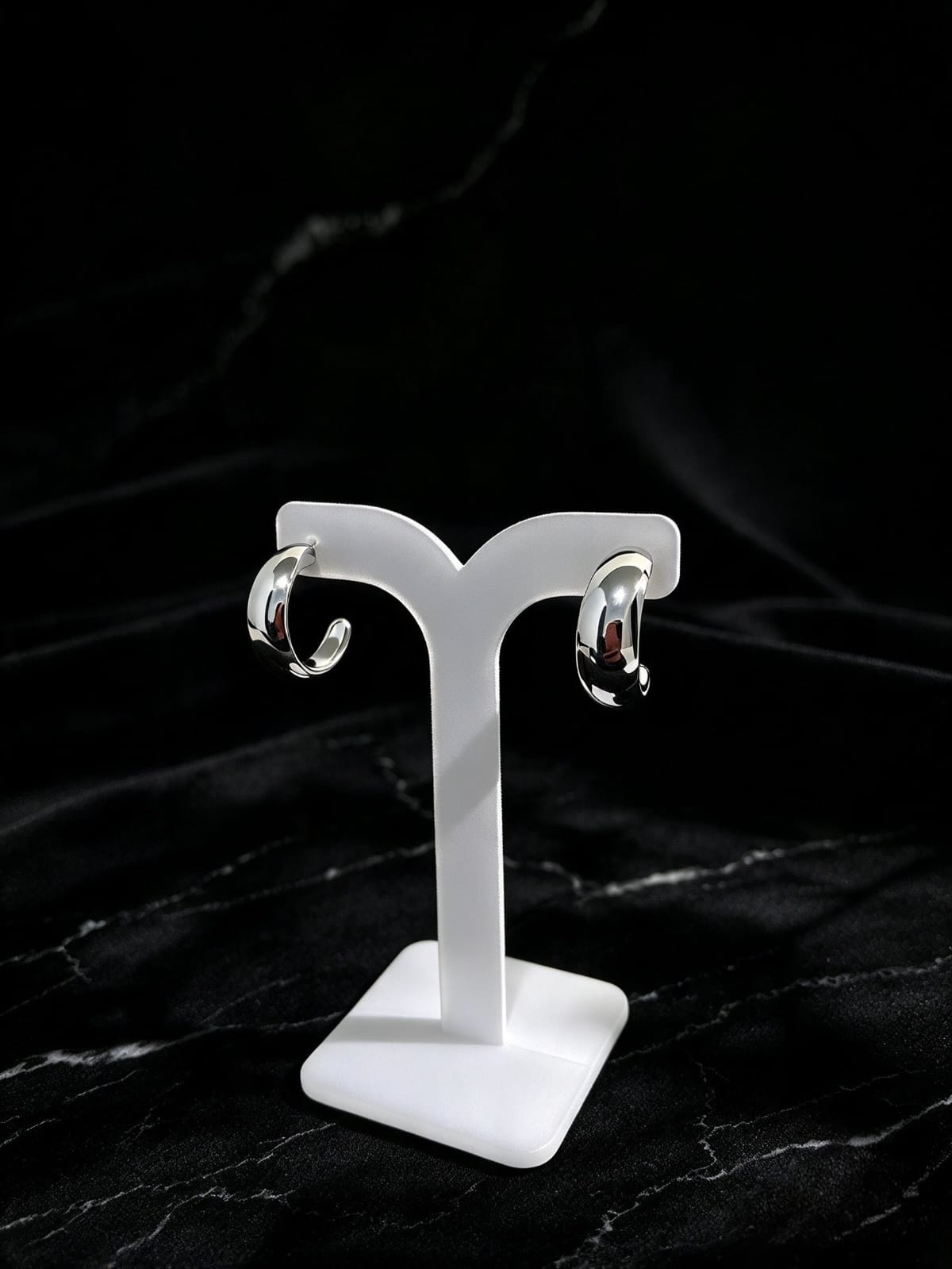 Argola Oval Média